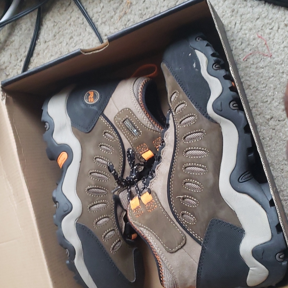Steel Toe - Picture 5 of 6